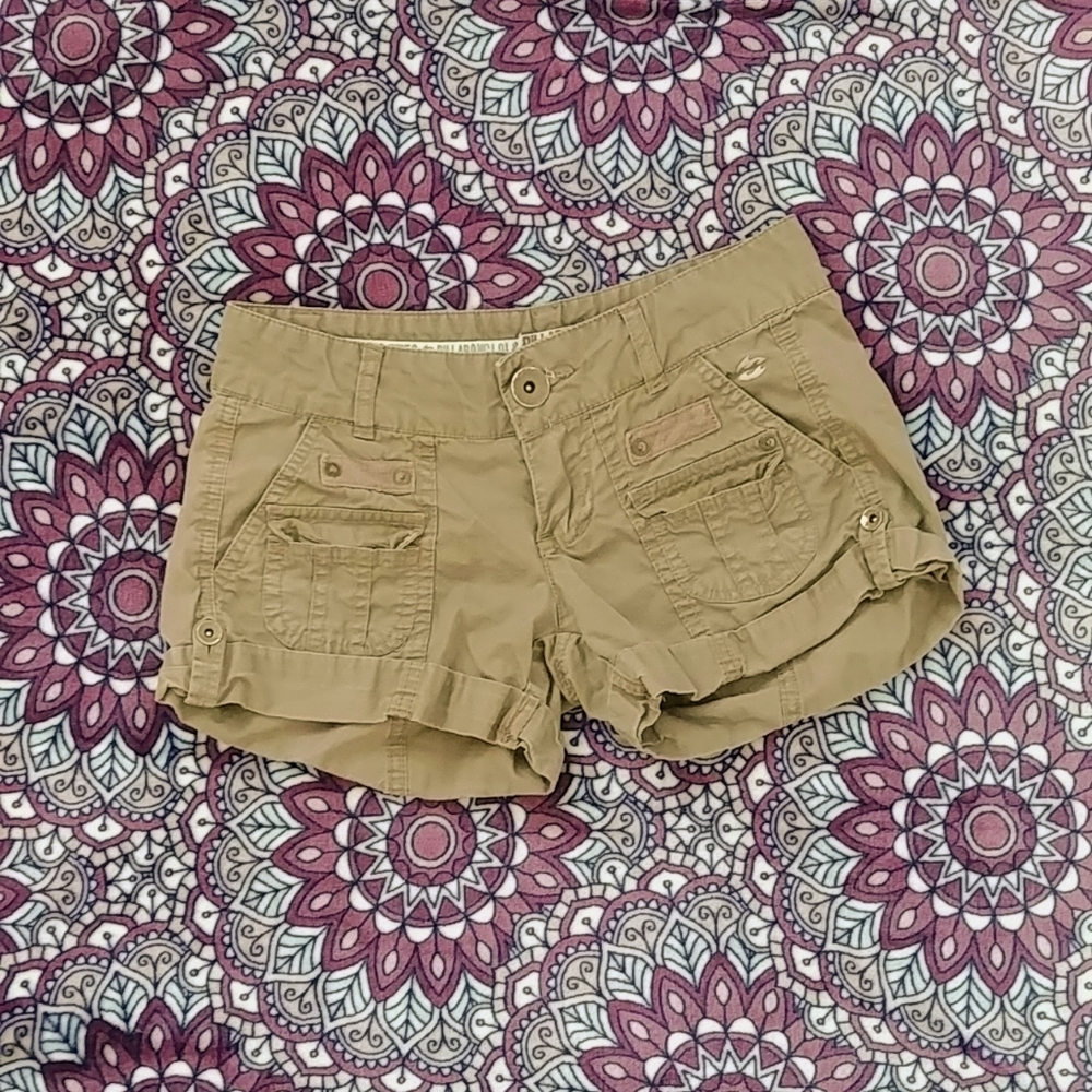 !!2/24 or 3/30!! Billabong Cargo Shorts